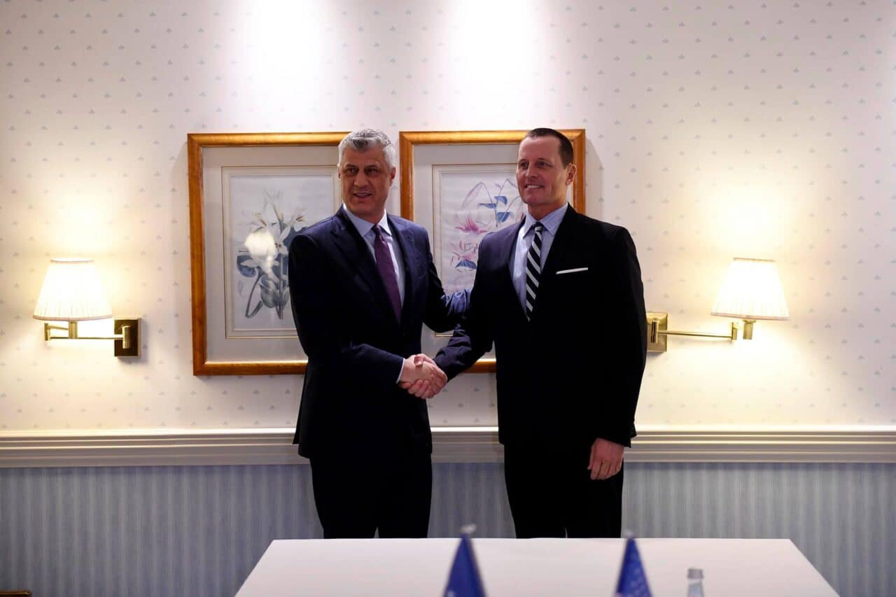 PADREJTËSIA Grenell thotë se Thaçi duhet t’i padisë “të gjithë në Hagë”