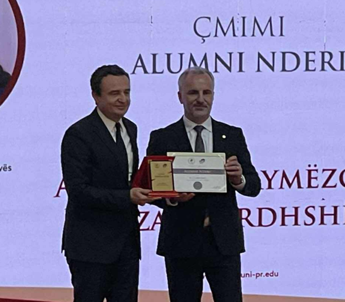 SERVILOSJA E REKTORIT UP u ndan “çmime nderi” Kurtit e Osmanit