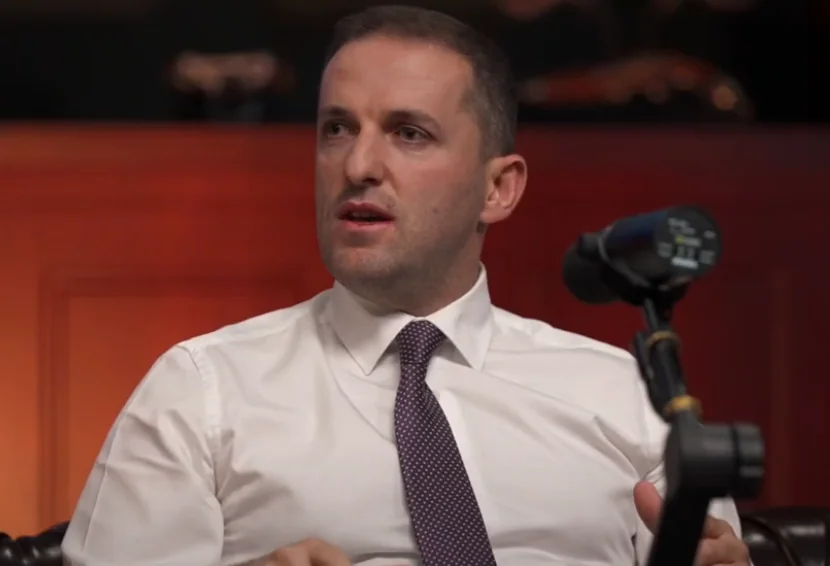 Fetahu: Smith e paragjykoi drejtësinë