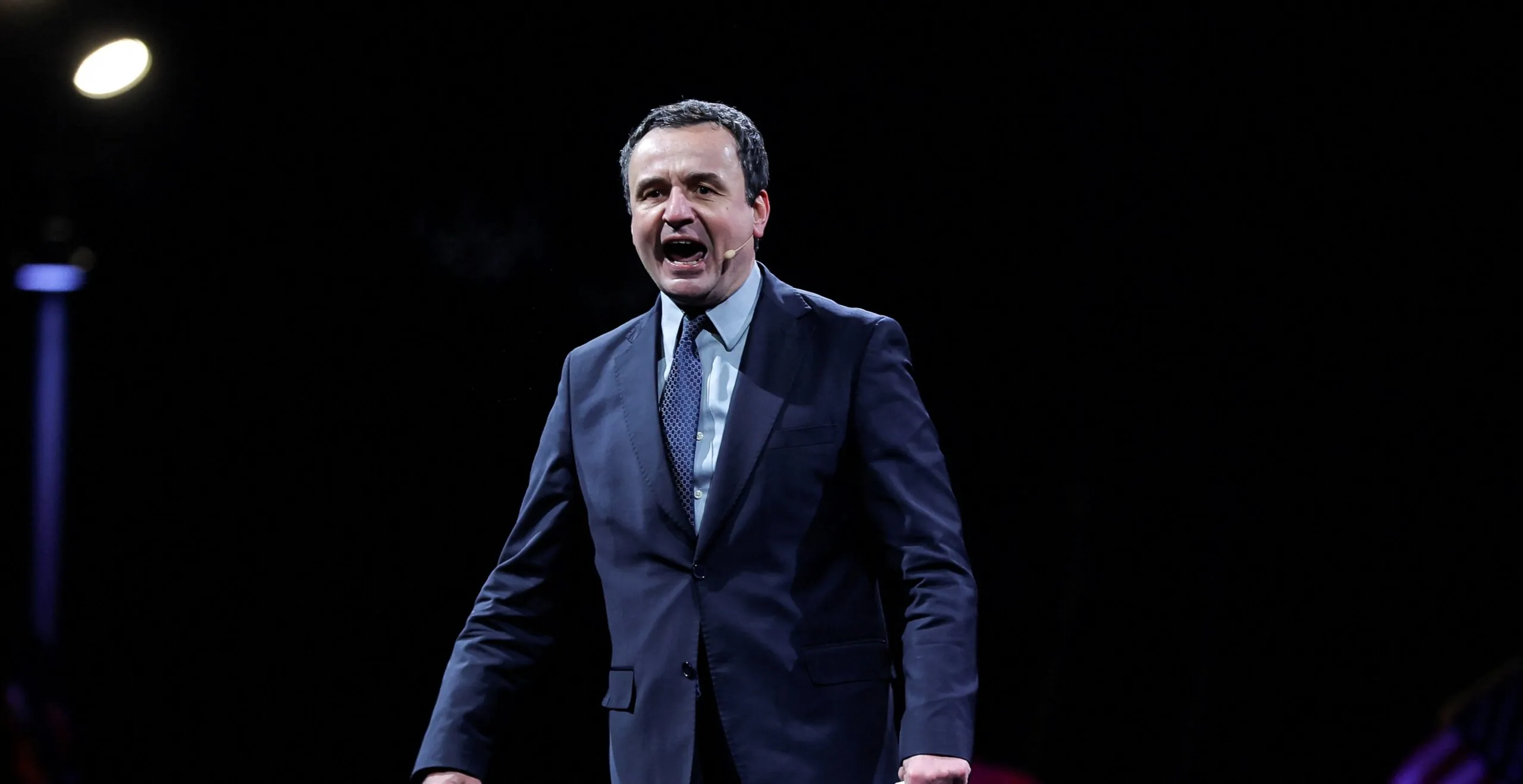 <span>ARRATISJA E KRYEMINISTRIT</span> Frika e Kurtit për t’u përballur në debate dhe intervista sfiduese